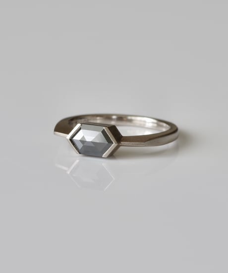 One of a kind / Diamond Ring ＜K18WG＞ - R888CWG
