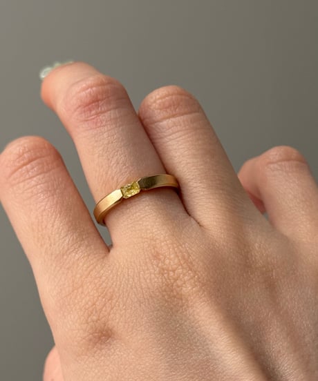 One of a kind / Natural Diamond Ring ＜K18YG＞ - R208YG