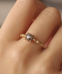One of kind / Natural Diamond Ring ＜K18YG＞ - R1053YG