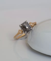 One of kind / Diamond Ring ＜K18YG,Pt900＞ -R1076CYGPT
