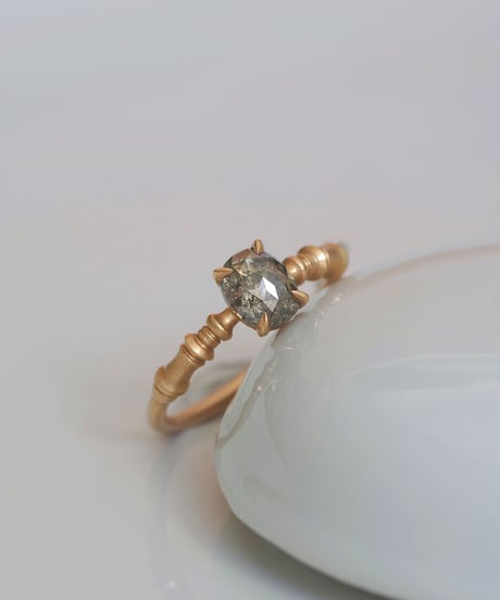 One of kind / Diamond Ring ＜K18YG＞ -R1158CYG