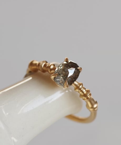 One of kind / Diamond Ring ＜K18YG＞ -R1158CYG