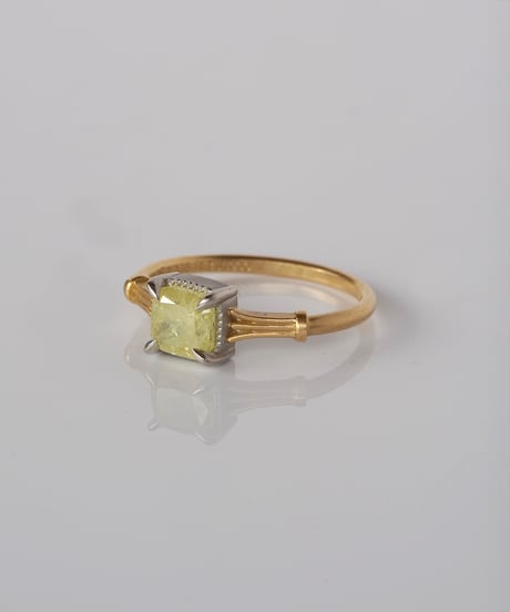 One of kind / Natural Diamond Ring ＜K18YG / Pt＞ - R1035YGPT