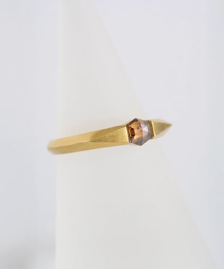 One of kind / Natural color Diamond ring ＜K18YG＞ - R451YG