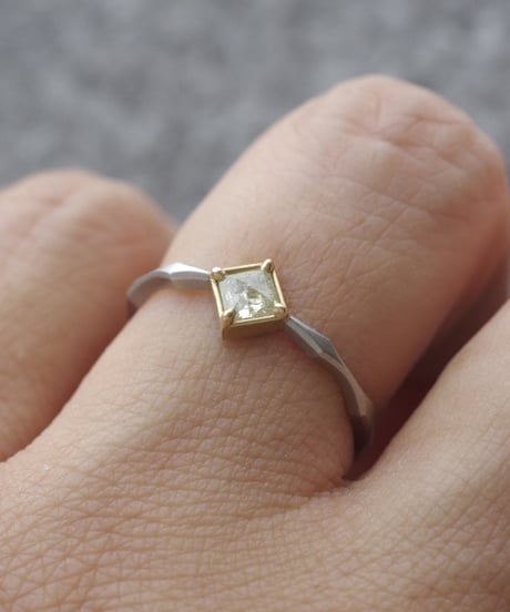 One of kind / Diamond Ring ＜Pt950/K18YG＞ - R377CPTYG