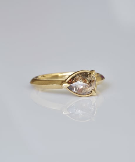 One of kind / Diamond Ring ＜K18YG＞ -R1050CYG
