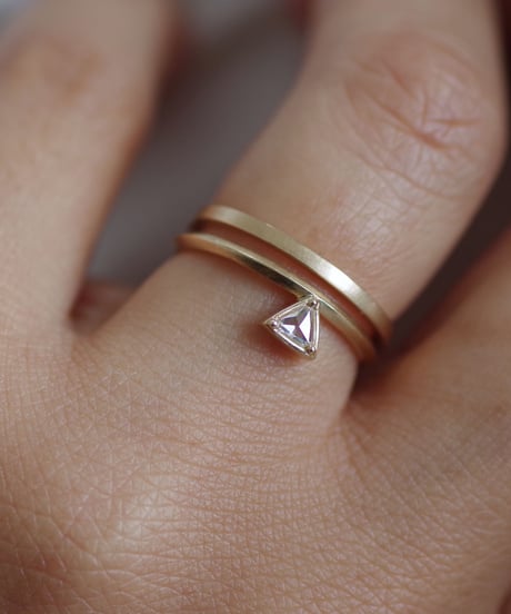 One of a kind / Rosecut diamond Ring ＜K18YG＞ - RRtr102C