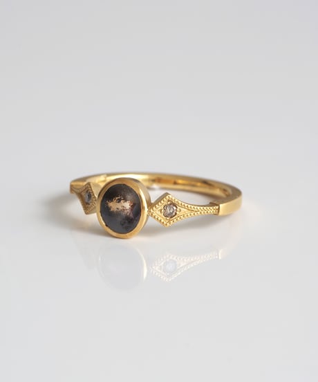 One of kind / Natural Diamond Ring ＜K18YG＞ -  R575YG