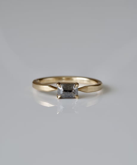 One of kind / Diamond Ring ＜K18YG＞ -R585CYG