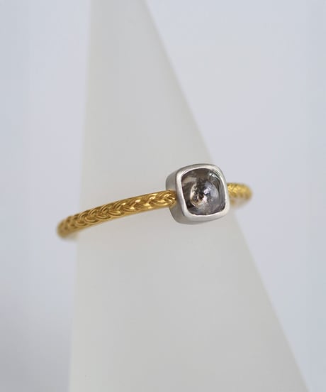 One of kind / Cabochon Diamond ring ＜K18YG/Pt＞ - R497YGPT/CB