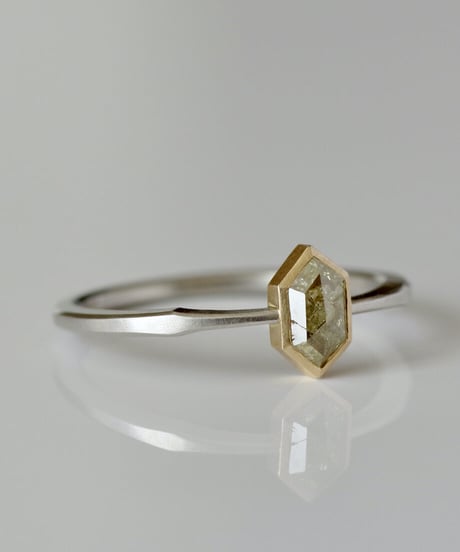 One of a kind / Diamond Ring ＜K18YG,PT950＞ - R456C