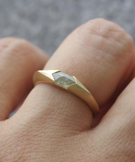 One of kind / Diamond Ring ＜K18YG＞ -RFCYG