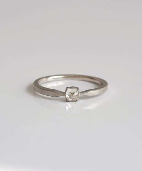 One of kind / Natural Diamond Ring ＜Pt＞ -  R171PT