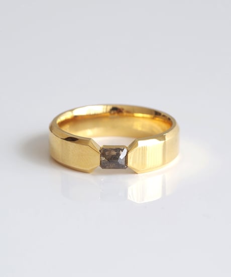 One of kind / Natural Diamond Ring ＜K18YG＞ - R307YG