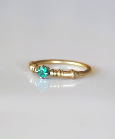 One of kind / Emerald Ring ＜K18YG＞ - R33MEYG