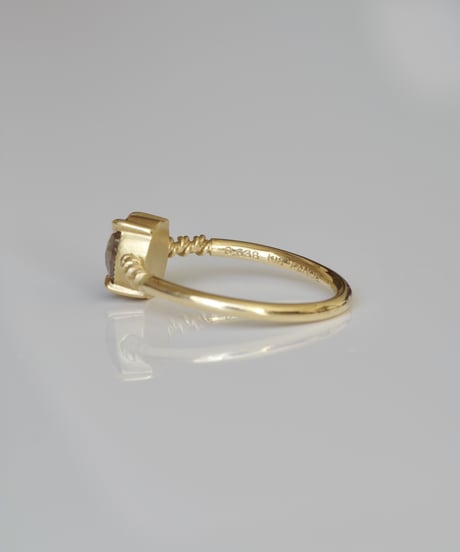 One of kind / Diamond Ring ＜K18YG＞ -R638CYG