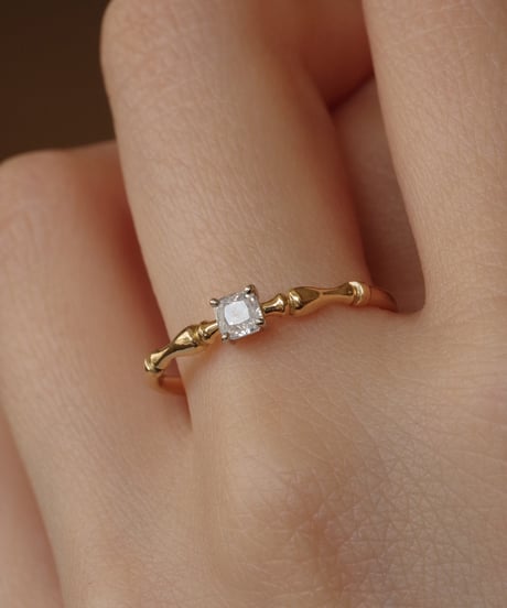 【 FANCY WHITE 】One of kind / Natural Diamond Ring ＜K18YG/Pt＞ - RW211YGPT