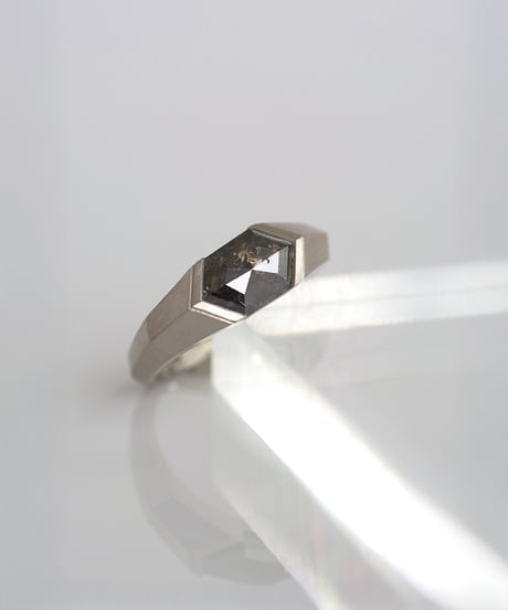 One of kind / Black Diamond ring ＜Pt＞ - R1828PT