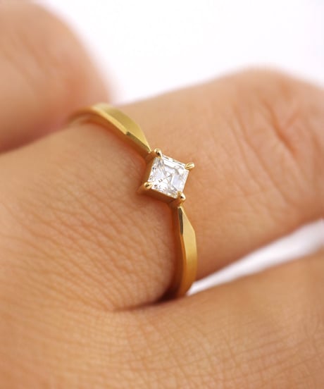 One of kind / Diamond ring【CGL】＜K18YG＞ - R203YG