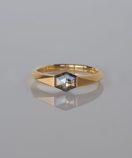 One of kind / Natural Diamond Ring ＜K18YG＞ - R465YG