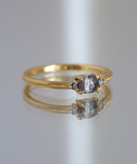 One of kind / Cabochon Diamond ring ＜K18YG＞ - R403YG/CB