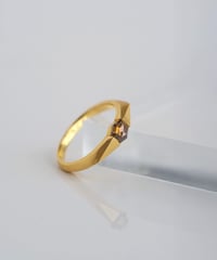 One of kind / Natural color Diamond ring ＜K18YG＞ - R451YG