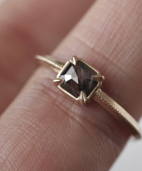 One of kind / Diamond Ring ＜K18YG＞ -R544C