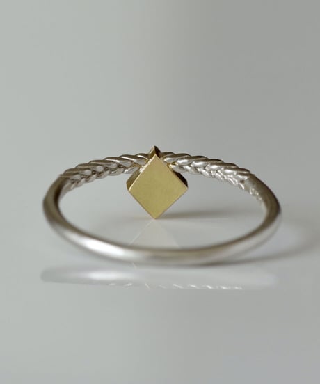 One of a kind / Diamond Ring ＜PT950, K18YG＞ - R228C