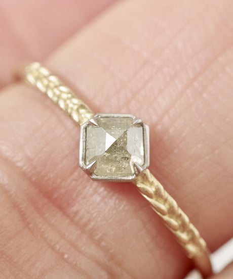 One of a kind / Diamond Ring ＜K18YG,PT950＞ - R358C