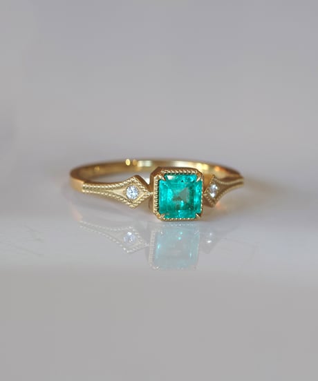 One of kind / Emerald Ring ＜K18YG＞ - R560EYG