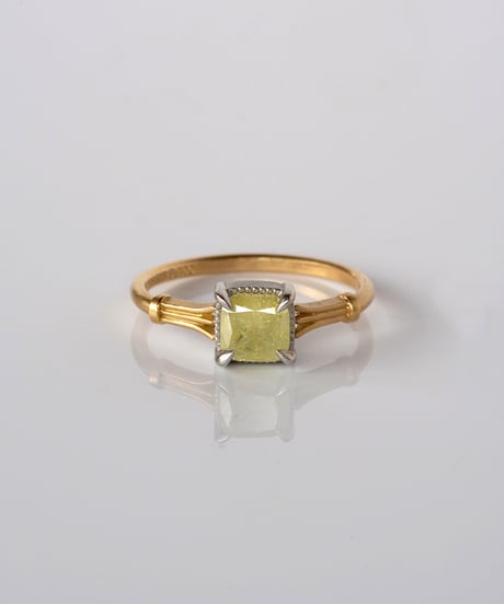 One of kind / Natural Diamond Ring ＜K18YG / Pt＞ - R1035YGPT