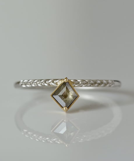 One of a kind / Diamond Ring ＜PT950, K18YG＞ - R228C