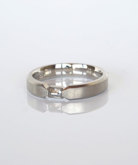 One of kind / Natural Diamond Ring ＜Pt＞ - R218PT