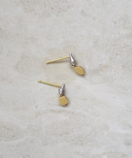 One of a kind / Natural DIAMOND earrings ＜Pt/K18YG＞ - SD-E403PTYG