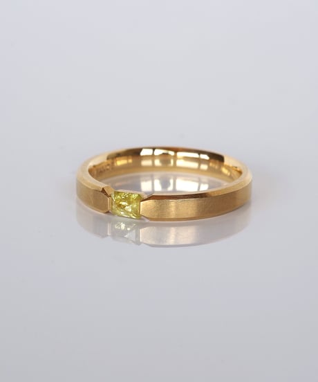 One of a kind / Natural Diamond Ring ＜K18YG＞ - R208YG