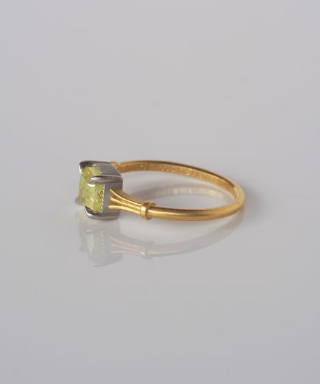 One of kind / Natural Diamond Ring ＜K18YG / Pt＞ - R1035YGPT