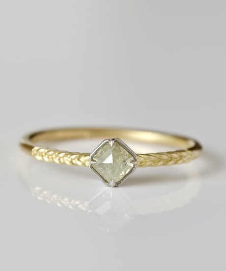 One of a kind / Diamond Ring ＜K18YG,PT950＞ - R358C
