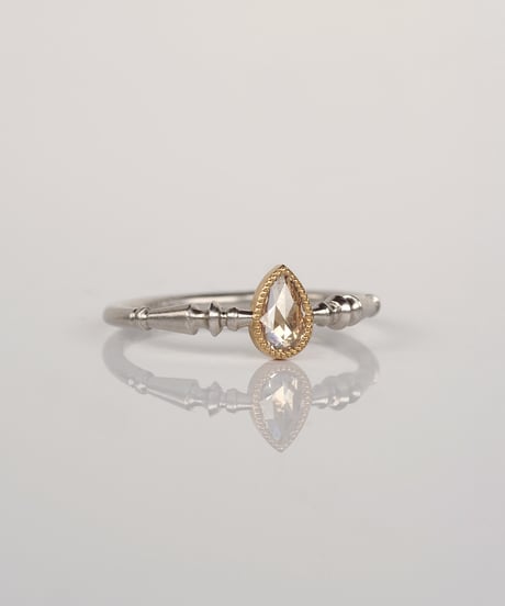 One of kind / Natural Diamond Ring ＜Pt/K18YG＞ - 243PTYG