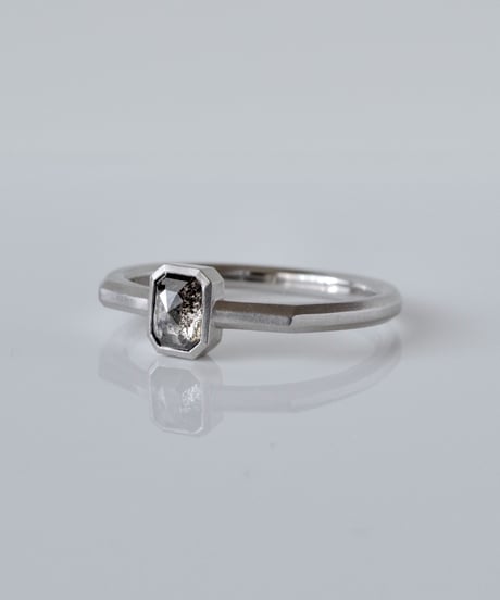 One of kind / Diamond Ring ＜PT＞ -R520CPT