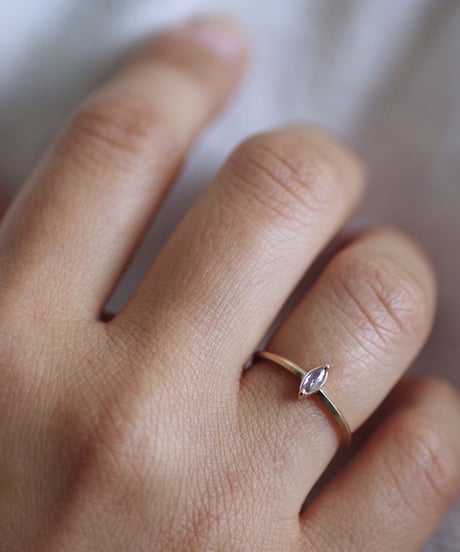 One of a kind / Diamond Ring ＜K18YG＞ - R123C