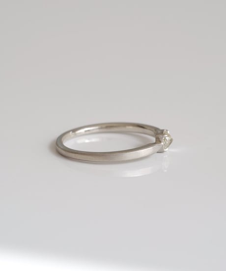 One of kind / Natural Diamond Ring ＜Pt＞ -  R171PT