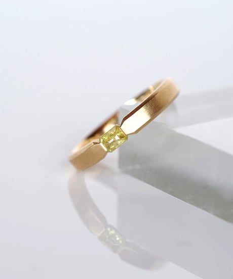 One of a kind / Natural Diamond Ring ＜K18YG＞ - R208YG