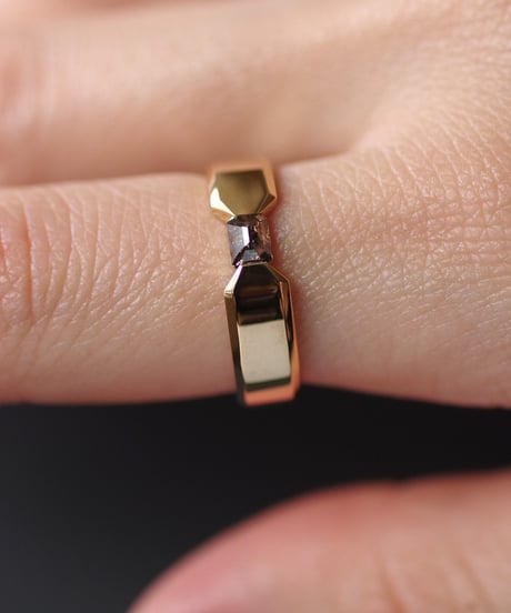 One of kind / Natural Diamond Ring ＜K18YG＞ - R307YG