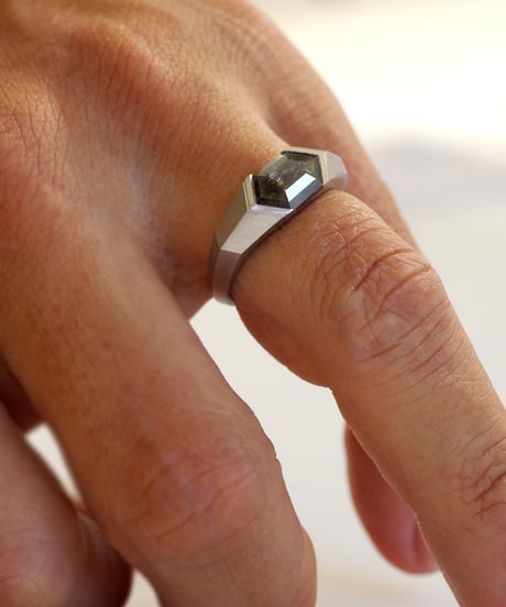 One of kind / Black Diamond ring ＜Pt＞ - R1828PT