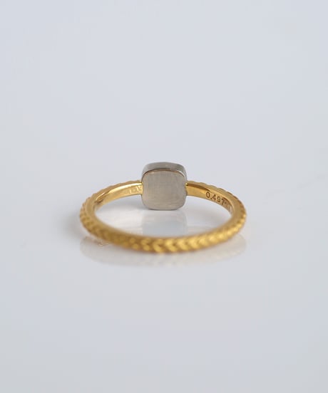 One of kind / Cabochon Diamond ring ＜K18YG/Pt＞ - R497YGPT/CB
