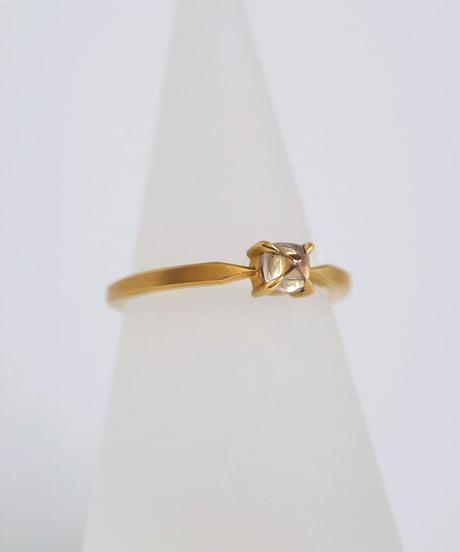 One of kind / Cabochon Diamond ring ＜K18YG＞ - R465YG/CB