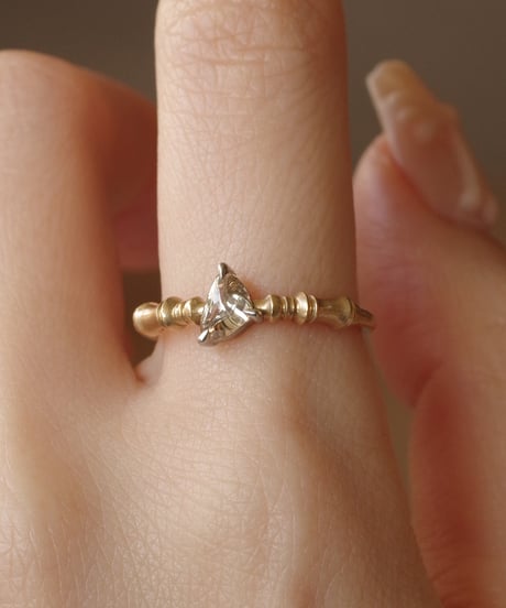 One of kind / Natural Diamond Ring ＜K18YG/Pt＞ - R380YGPT