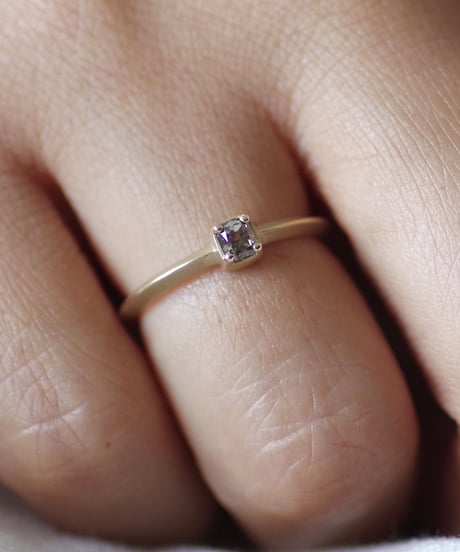 One of a kind / Diamond Ring ＜K18YG＞ - R243C