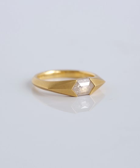 One of kind / Natural color Diamond ring ＜K18YG＞ - R493YG