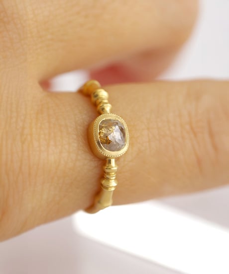 One of kind / Natural Diamond ring ＜K18YG＞ - R747YG